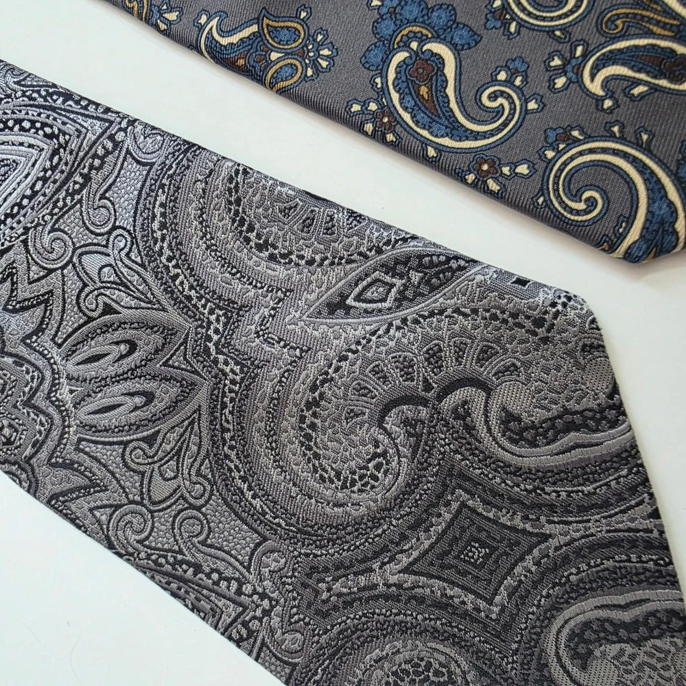 Lot of 3 Mens Paisley Ties Sean John Liberty of London 417 Van Heusen Grey Blue